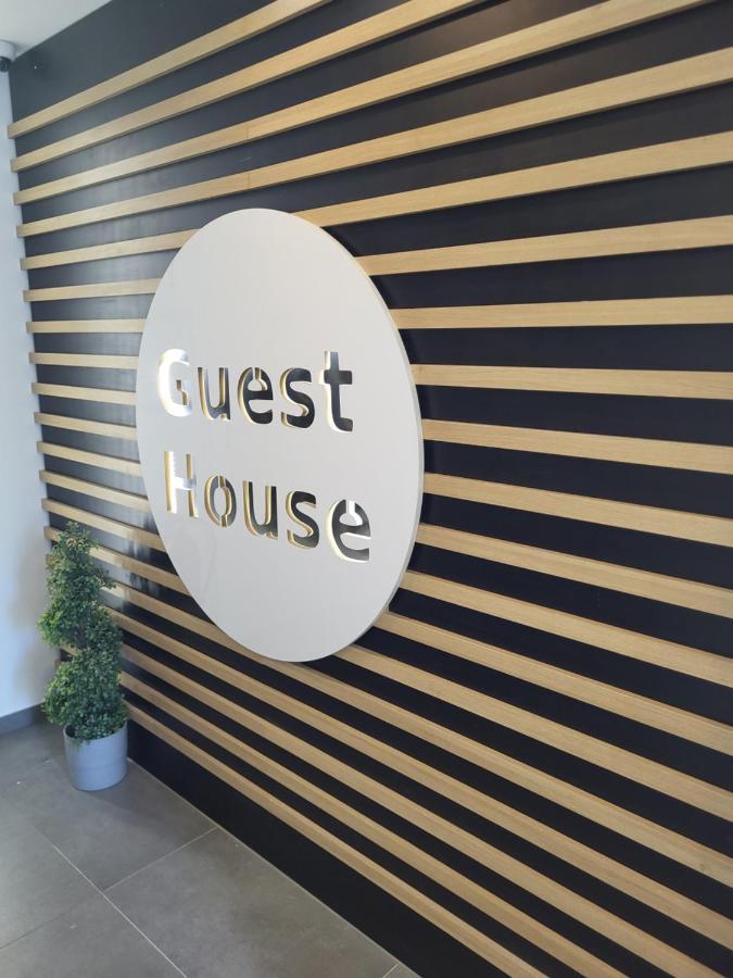 Guesthaus 2 Hotell Dudelange Exteriör bild