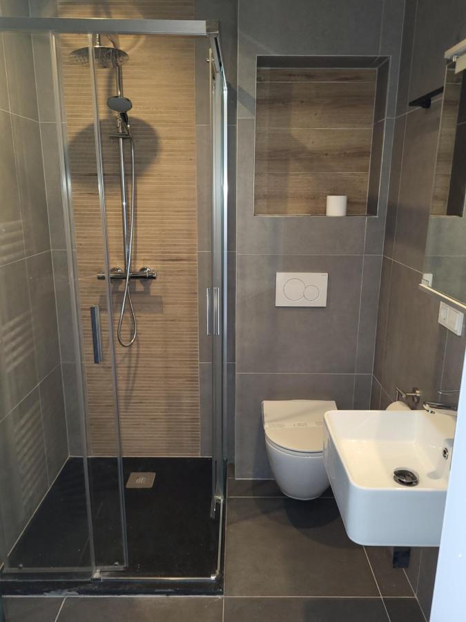 Guesthaus 2 Hotell Dudelange Exteriör bild