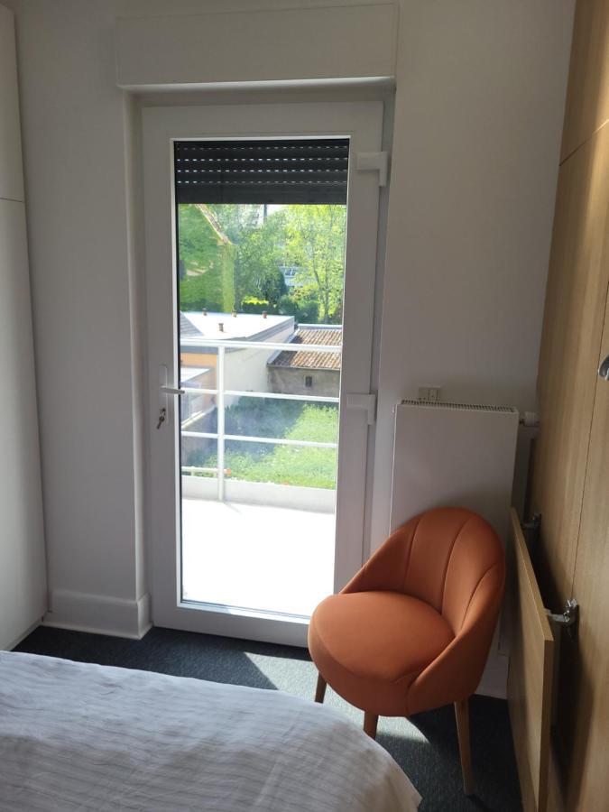 Guesthaus 2 Hotell Dudelange Exteriör bild