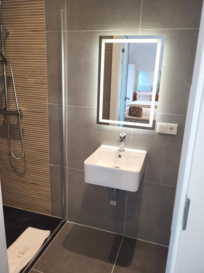 Guesthaus 2 Hotell Dudelange Exteriör bild