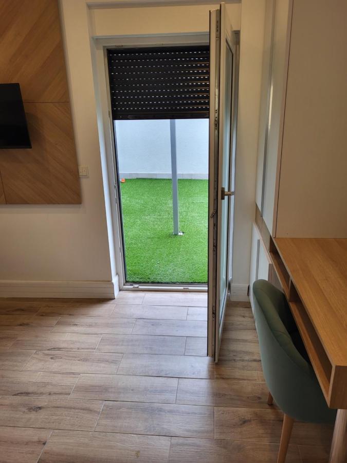 Guesthaus 2 Hotell Dudelange Exteriör bild